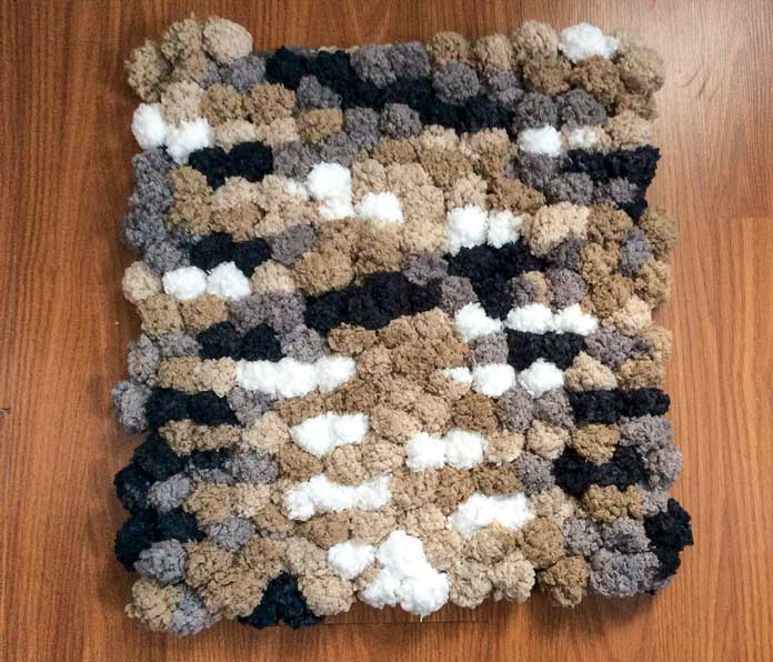 Knit Bath Mat: try your hand at this easy bamboo stitch to make a DIY rug!