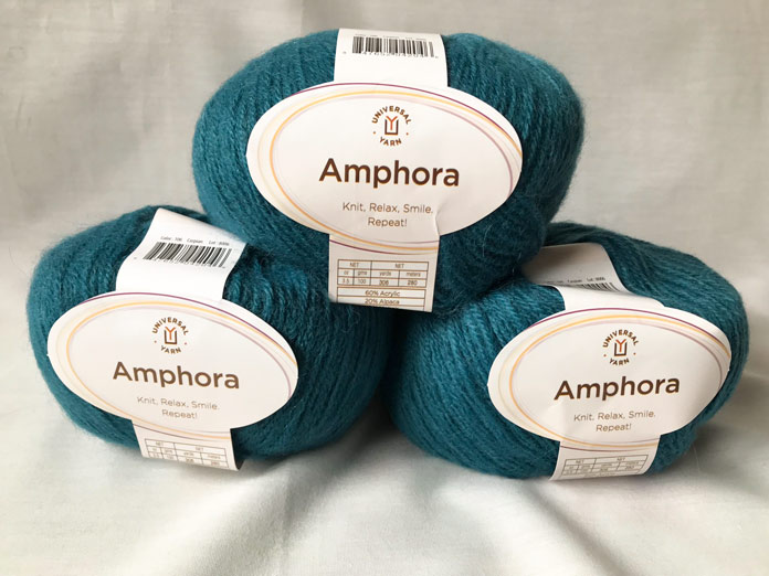 Amphora yarn in the color Caspian