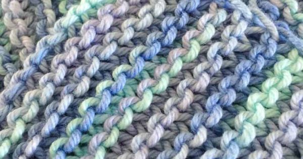 The creme de la knitting creme cotton yarn