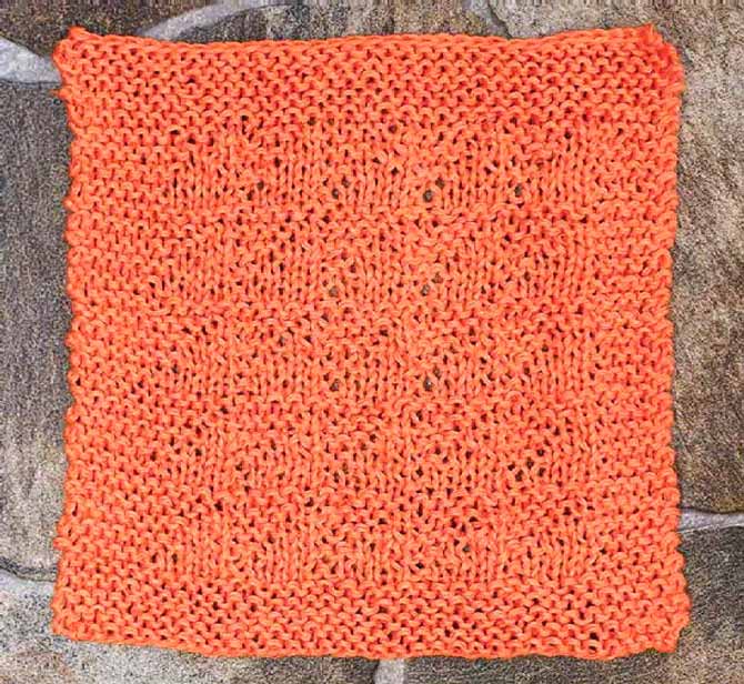Linen yarn will become softer with each use, and this textured look is perfect for a little scrubbing action.