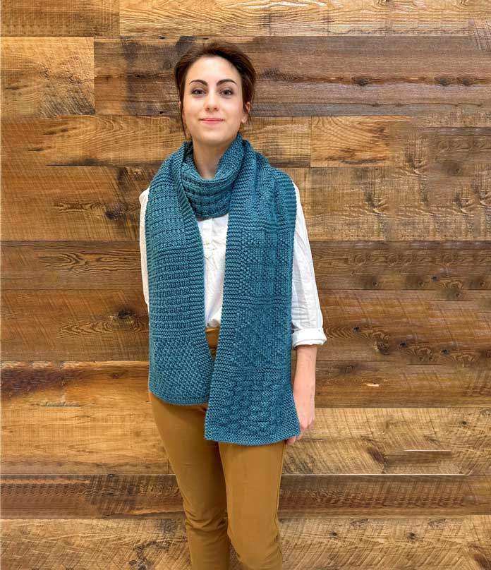 The Sampler Scarf by Nancy Lekx for ANPTmag Issue 63; photo by Simon Pelletier for ANPTmag