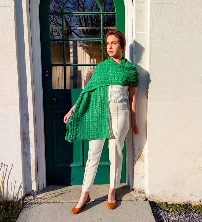 Leafy Vines Knitted Lace Wrap pattern from ANPTmag Issue 59; photo by Nancy Lekx for ANPTmag