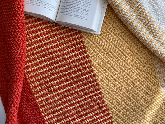 A close up on the color changes of Turner's Sunset Blanket by Nancy Lekx for ANPTmag Issue 58; photo by Carla A. Canonico for ANPTmag