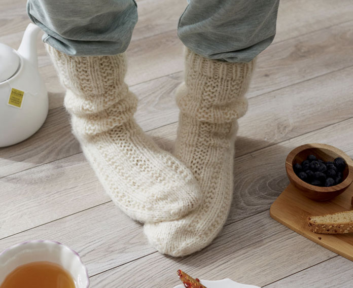 Comfy Socks pattern by Un Peu Sauvage